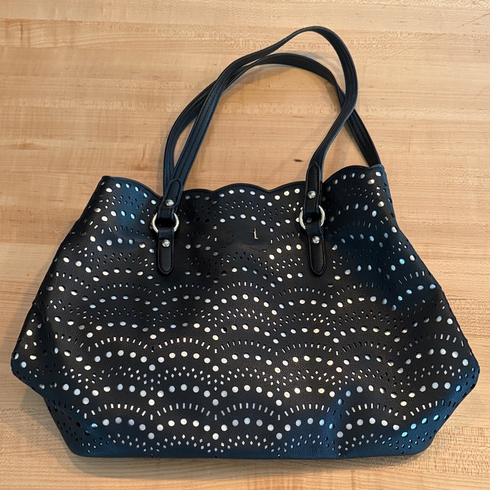 Elegant Black Jessica Simpson large shoulder Bag